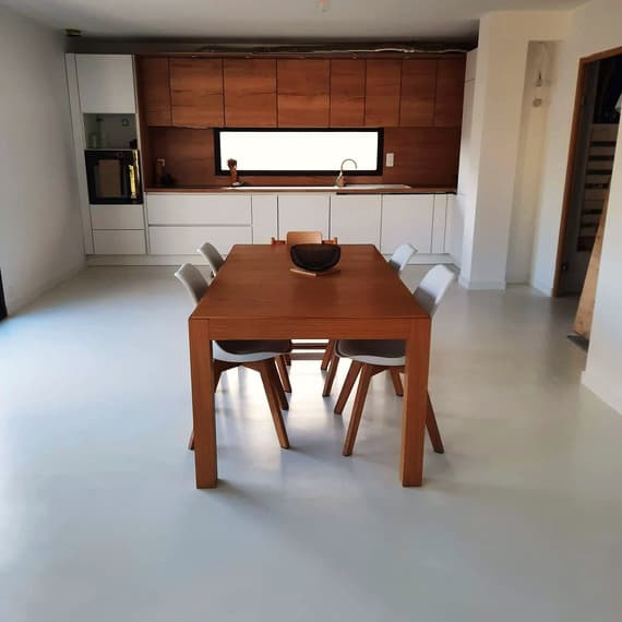 Ar' Béton, spécialiste du béton intérieur pour maison, salle de bain, cuisine, douche, près de Rennes